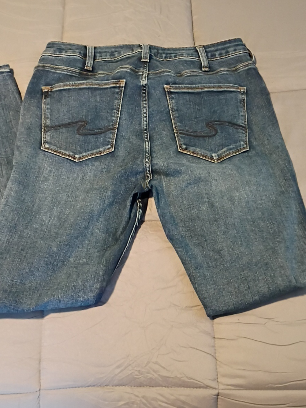 Silver Jeans Women's Skinny Jeans - Dark Blue Distressed - Picture 3 of 3